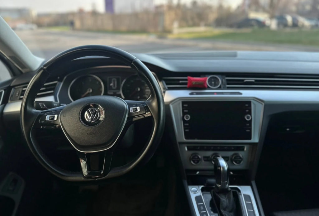 Volkswagen Passat B8 (2014–2024)